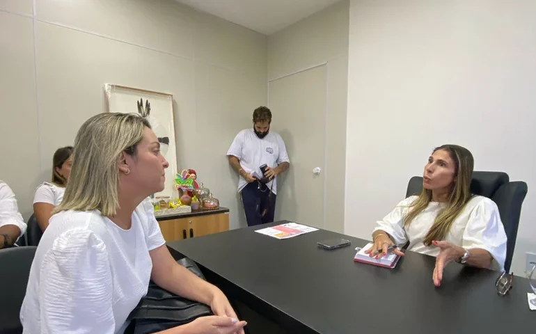 Durante reunião com Marina Dantas, Thais Canuto solicita arena Vida Nova nas Grotas para Pilar