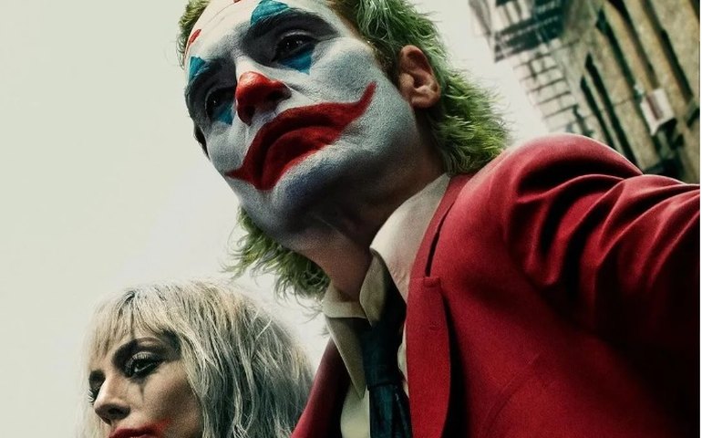 Phoenix e Gaga fazem musical regido pelo caos em 'Coringa'
