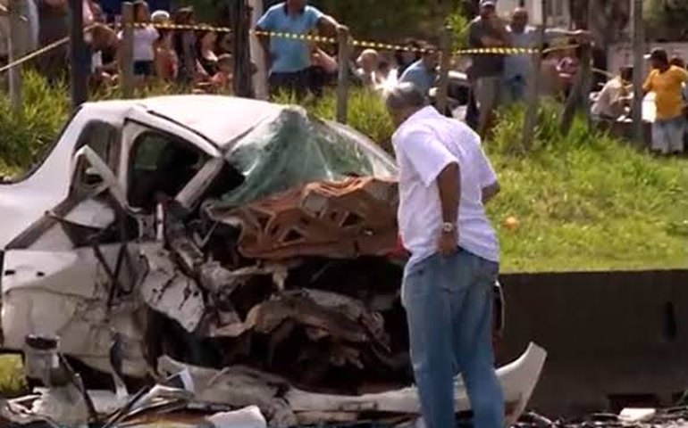 Acidente deixa quatro mortos e uma criança ferida na Rodovia Anhanguera, em SP