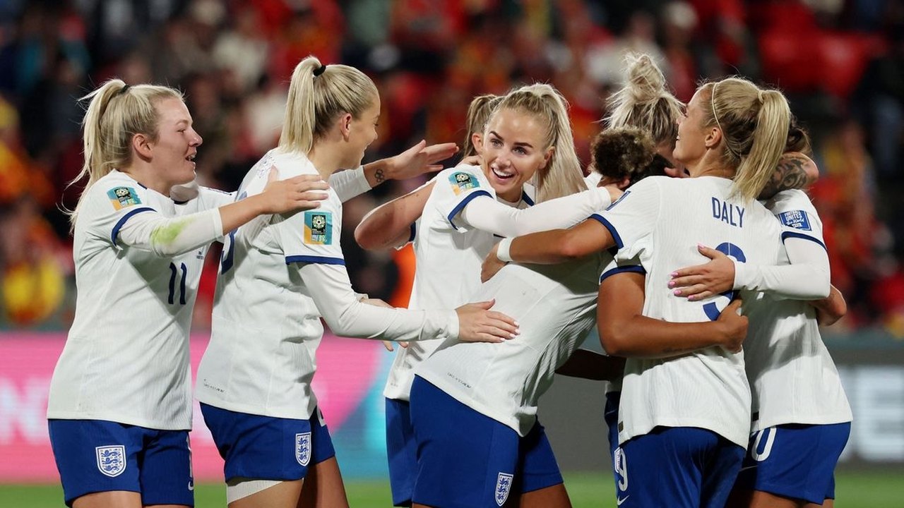 Resumo da Copa: Inglaterra bate Austrália, frustra torcida local e vai buscar título inédito