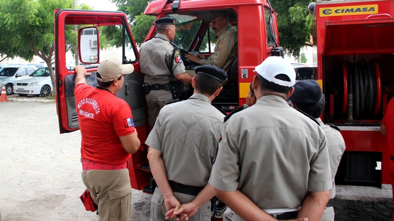 Policiais Militares iniciam aulas práticas para conduzir veículos de emergência