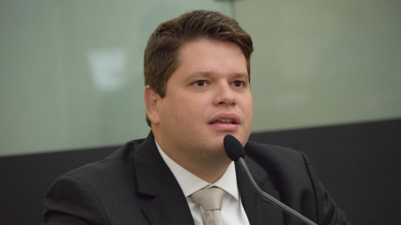 Davi Filho é punido pela sétima vez pela Justiça Eleitoral por propaganda irregular