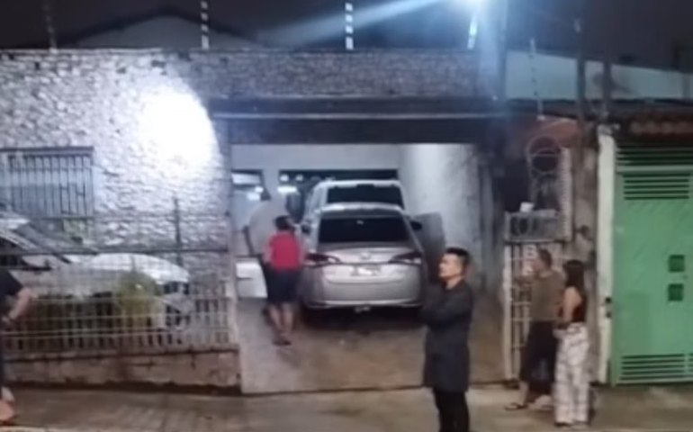 Mãe e filha têm casa invadida e são baleadas na zona leste de SP