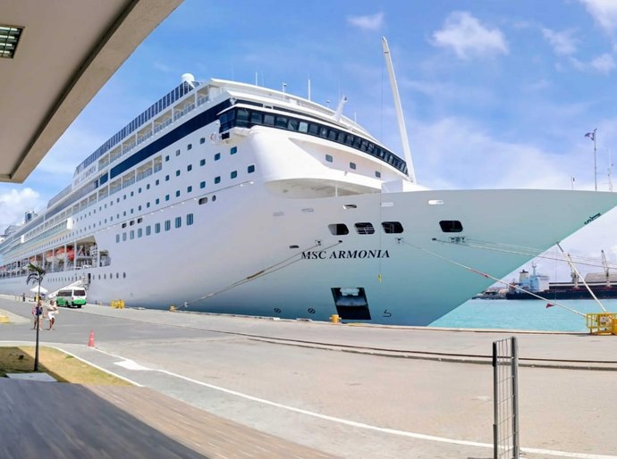 Programa Saúde no Porto atende turistas que desembarcaram de cruzeiro nesta terça em Maceió