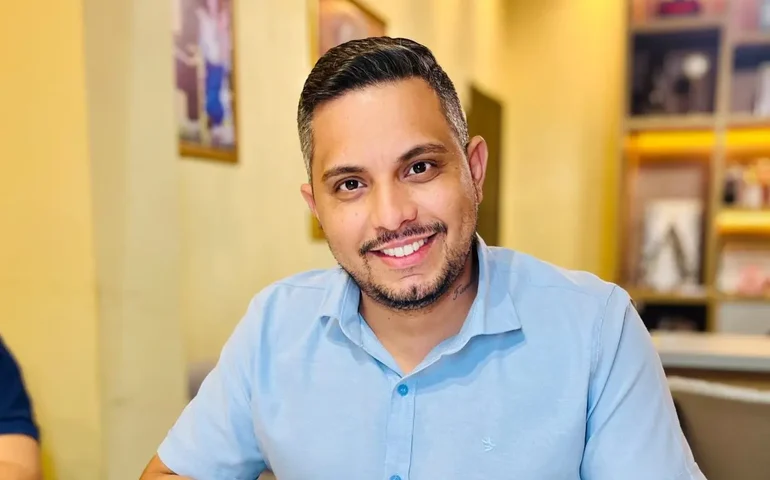 Prefeito de MT acusa mãe de golpes ligados ao 'Tigrinho'; defesa nega e fala em falsa narrativa