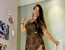 Influenciadora Sil Ribeiro viraliza com reflexão sobre envelhecimento feminino