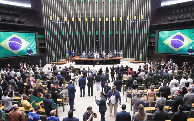 Câmara celebra aniversário de Brasília e destaca papel da capital na democracia