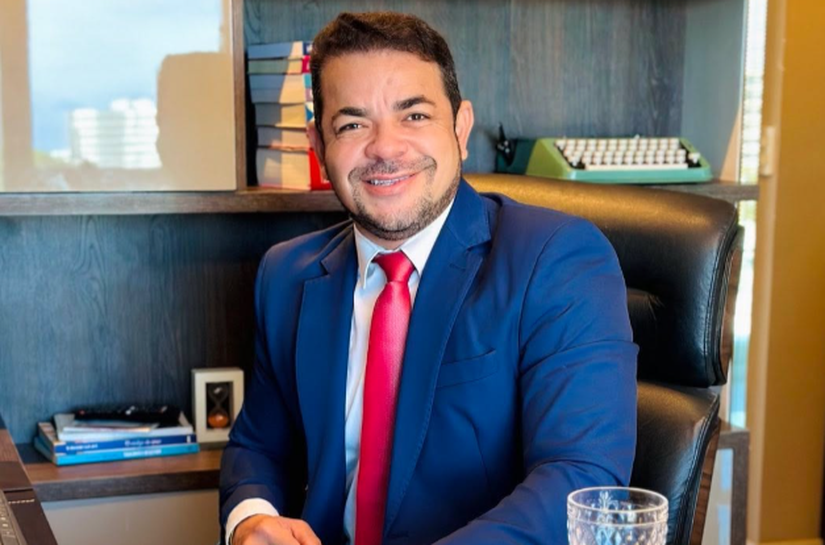 Advogado Sandro Silva pode ser uma novidade na disputa pela prefeitura de São José da Tapera em 2028