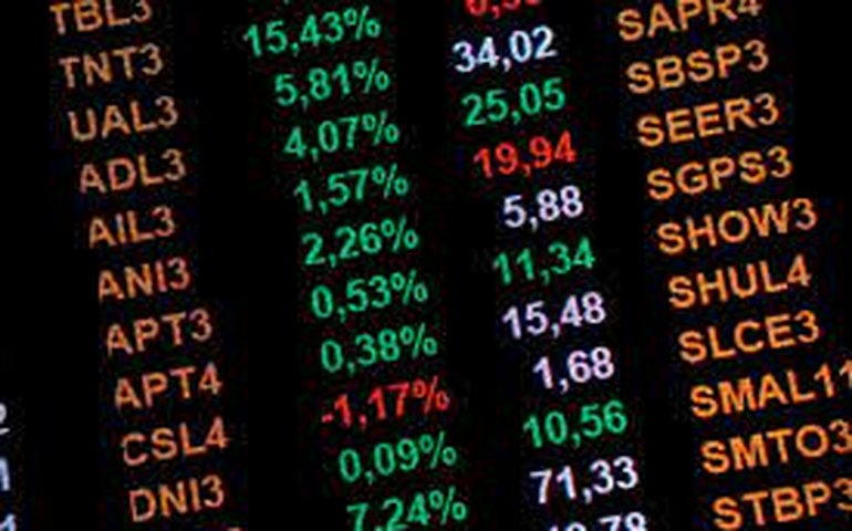 Com boas notícias dentro e fora do Brasil, Bolsa registra máxima histórica