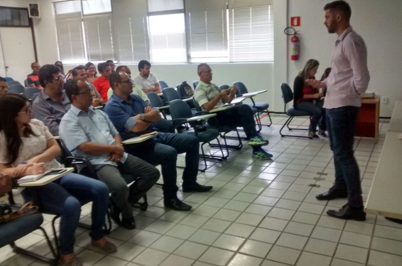 Arapiraca sedia encontro regional dos administradores do Sistema Facilita AL