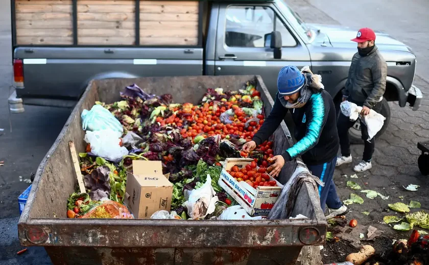 Falta de alimentos para restaurantes populares abre crise na Argentina