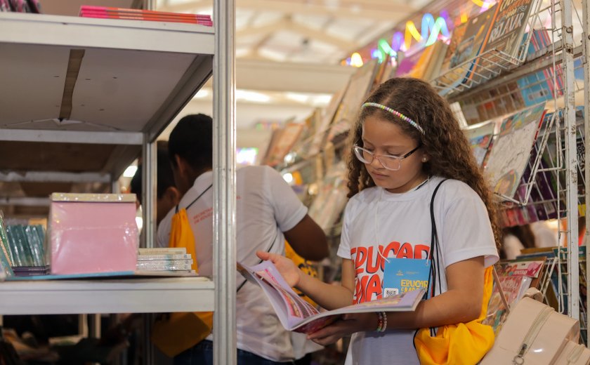 Rede de ensino de Maceió celebra Dia Internacional da Alfabetização com resultados positivos