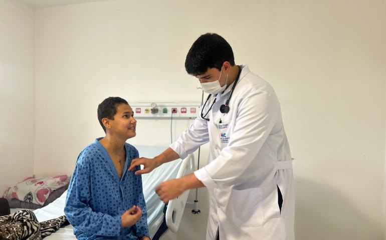 Vai viajar no fim de ano e tem problema cardíaco? Veja orientações de especialista