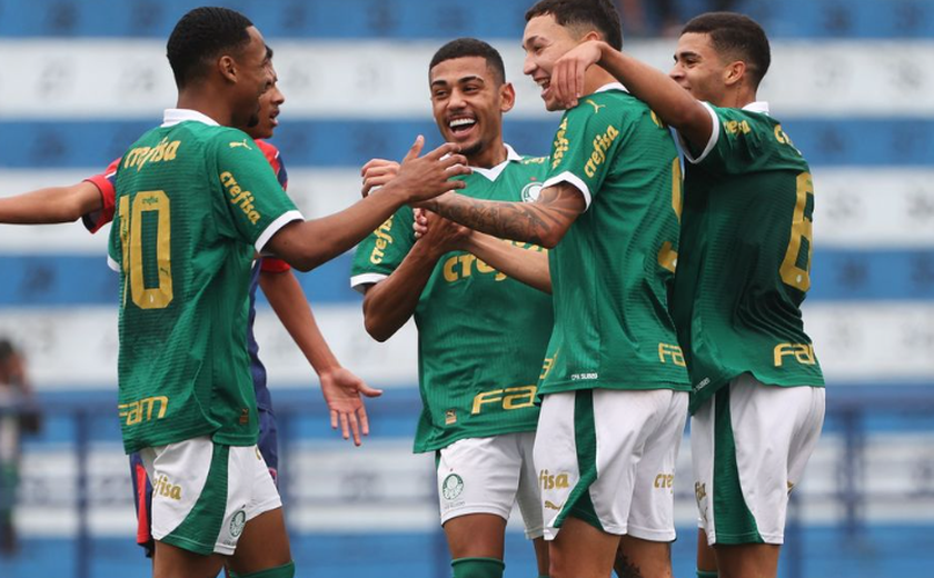 Palmeiras mostra limitações, empata com Bragantino e deixa Botafogo abrir frente no Brasileirão