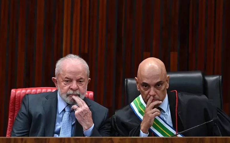 Lula oferece jantar no Alvorada em solidariedade a Moraes