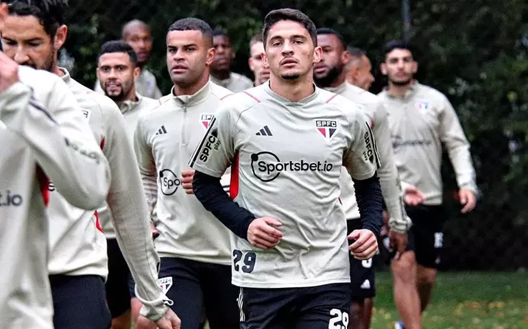 São Paulo se reapresenta após queda no Paulistão já mirando estreia e revanche na Libertadores