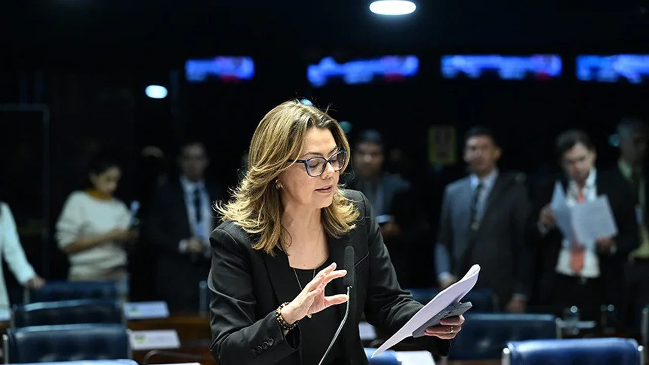 Senado aprova regulamentação da profissão de marinheiro de esporte e lazer