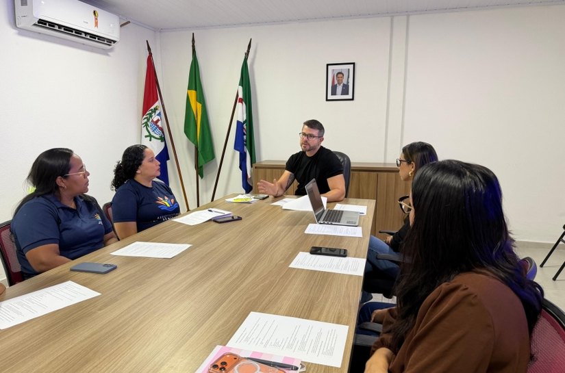 Segurança Cidadã dialoga com representantes dos ambulantes sobre ordenamento da orla marítima