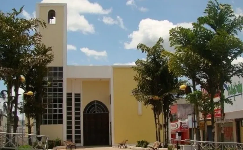 Ladrões invadem igreja de União dos Palmares e furtam contribuições dos fiéis