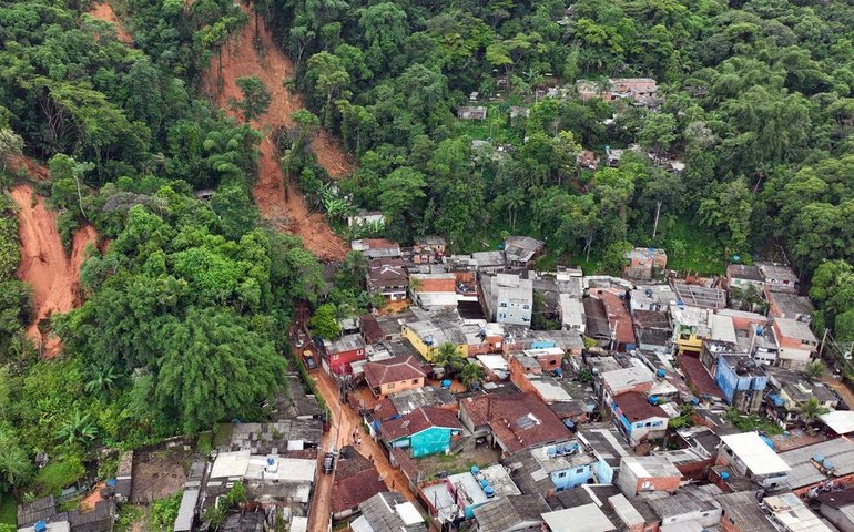 Litoral norte de São Paulo ainda tem bairros sem água após limpeza de estações