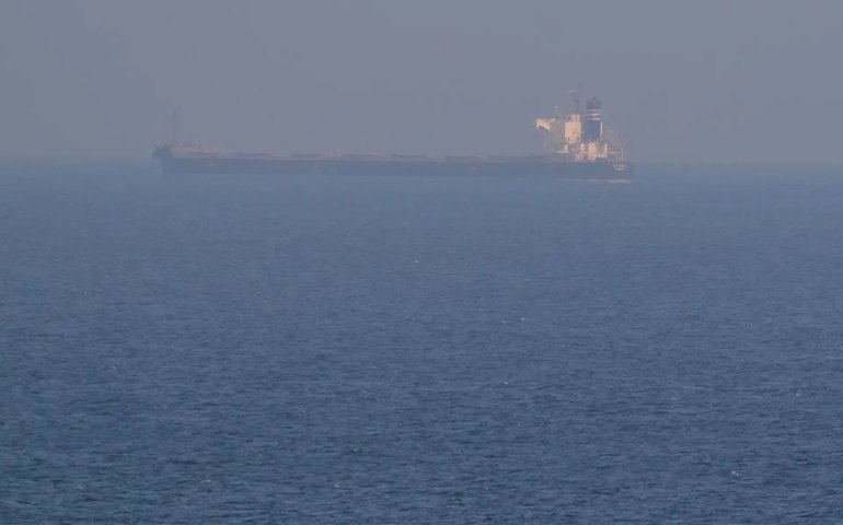 Ucrânia desafia bloqueio russo com navio de carga no Mar Negro 