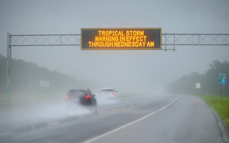 Quatro mortos pela tempestade Debby, que ameaça Sudeste dos EUA com 'inundações catastróficas'