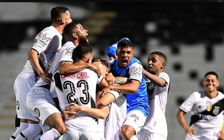 Ponte Preta deve continuar com desfalques no ataque e pode mudar formação na Série B