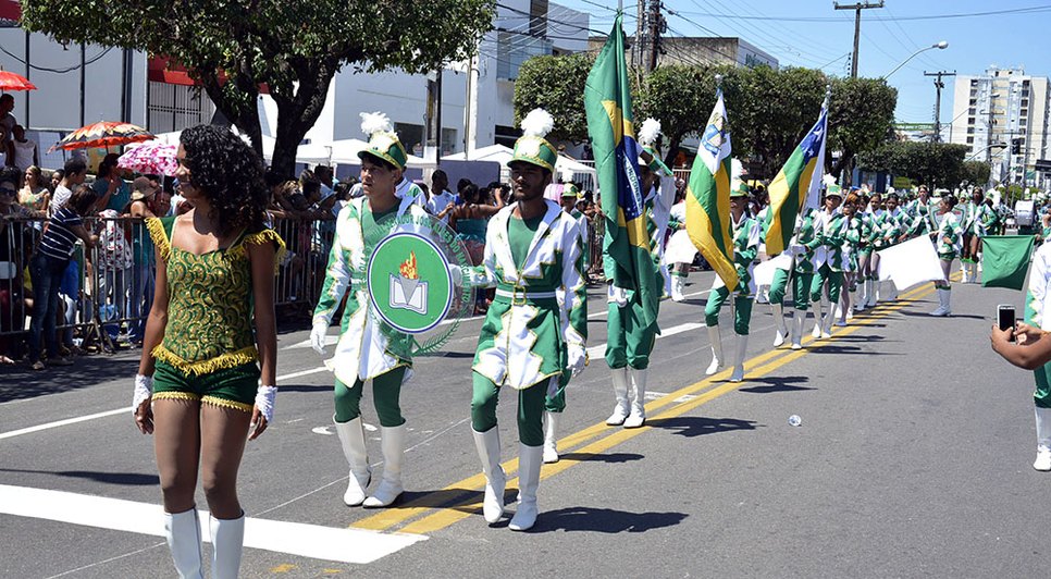 desfile cívico