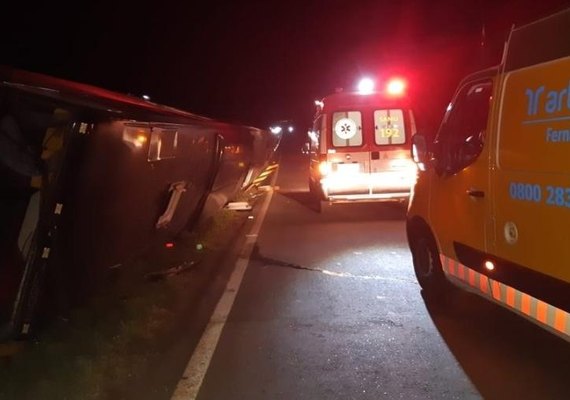 Acidente com romeiros vindos de Aparecida deixa 24 feridos