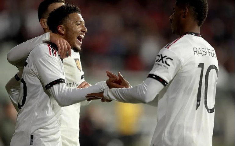 Rashford marca dois, soma 16 gols após a Copa, e United ganha mais uma no Inglês