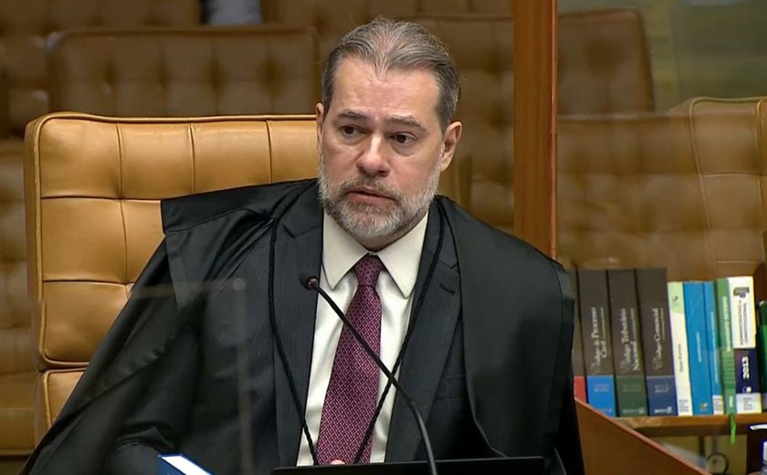 PEC da Blindagem: Dias Toffoli dá dez dias para Câmara se manifestar