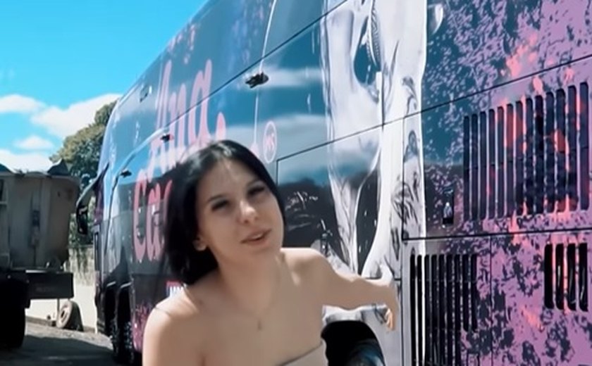 Conheça o novo ônibus de Ana Castela: 'É aqui que eu vou morar'