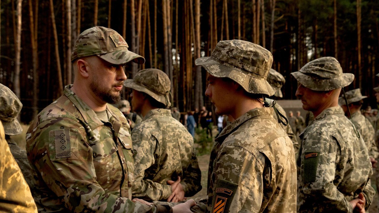 Zelensky concede a mais alta honraria da Ucrânia ao fundador do Batalhão Azov