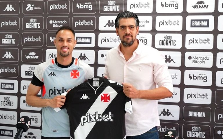 Vasco aguarda o chileno Medel, apresenta Serginho e devolve lateral Paulo Victor ao Inter