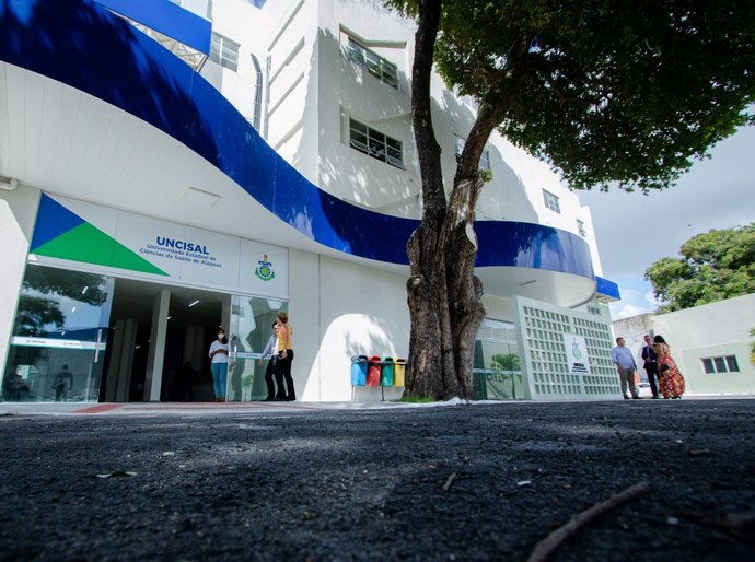 Uncisal amplia estrutura de pesquisa com novos laboratórios de ponta
