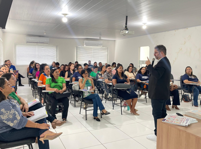 Campo Alegre: Semed realiza palestra com destaque para o Impacto da Educação Socioemocional nas Escolas Públicas