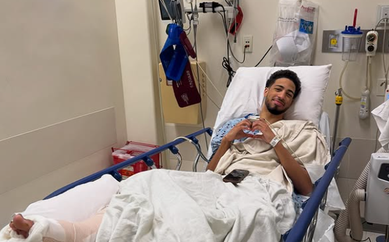 Indiana Pacers confirma que Tyrese Haliburton está fora da próxima temporada da NBA por lesão