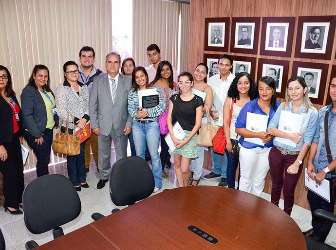 Alunos da Unit fizeram visitam à Escola de Contas Públicas do TCE