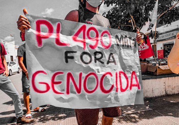Tensão política no País supera média mundial, diz estudo