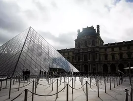 Museu do Louvre fecha galeria Campana por 'fragilidades'