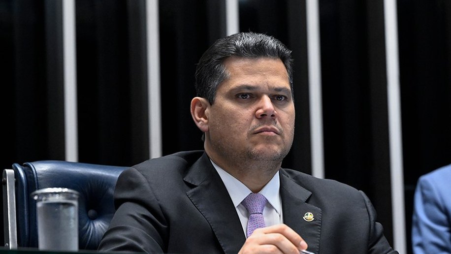 Davi divulga nota sobre a pauta do Senado