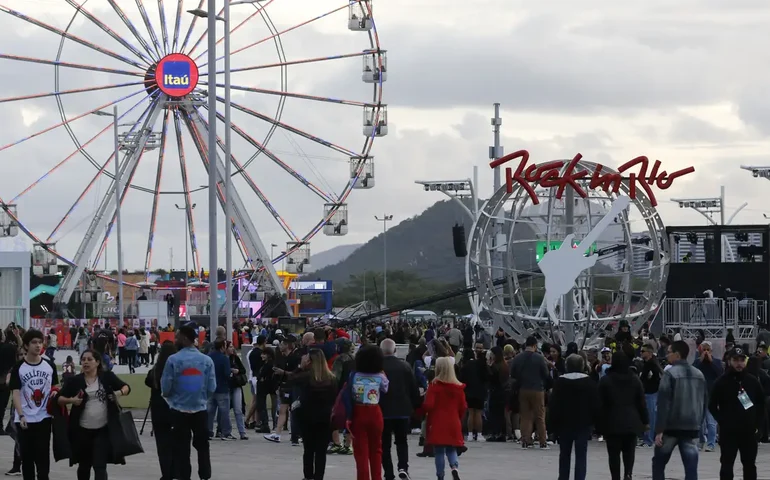 Rock In Rio: atraso em show de Trap causa 1as vaias e muda grade de horários de shows