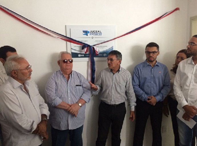 Juceal Express facilitará abertura de empresas em Delmiro Gouveia