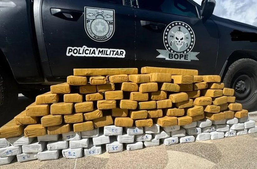 Bope apreende quase 100 kg de maconha em carreta em Alagoas