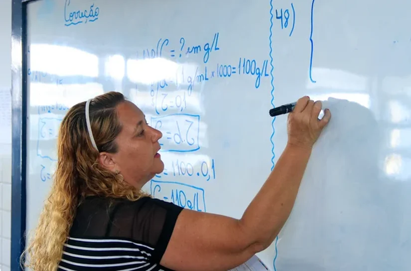 Alagoas reduz abandono escolar de 7,5% para 1,4% e reprovação cai 64%