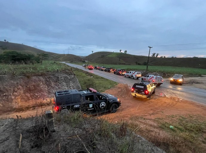 Operação da PM prende suspeitos de duplo homicídio ocorrido em Matriz de Camaragibe