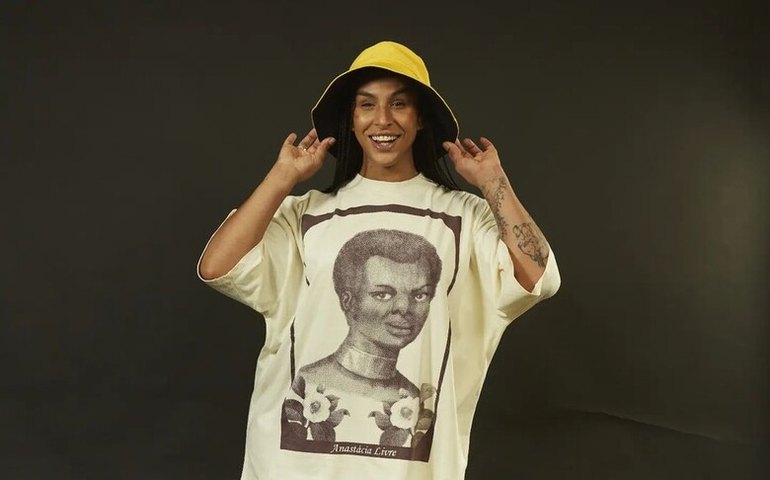 &#8216;BBB 22&#8217;: Linn quer ser tratada nos pronomes femininos e explica tatuagem