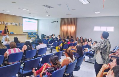 Qualidade das ações e serviços em saúde é tema de encontro com equipe técnica de Arapiraca