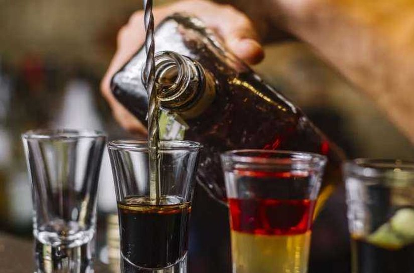 Vigilância Sanitária reforça cuidados na compra de bebidas alcoólicas
