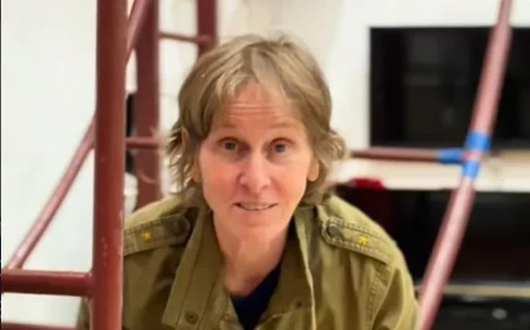 Deborah Colker relata recuperação do marido Toni Platão após AVC e fala sobre perdas e intolerância